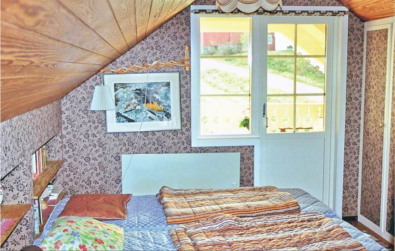 3 Bedroom Beautiful Home In Kristdala Malghult Buitenkant foto